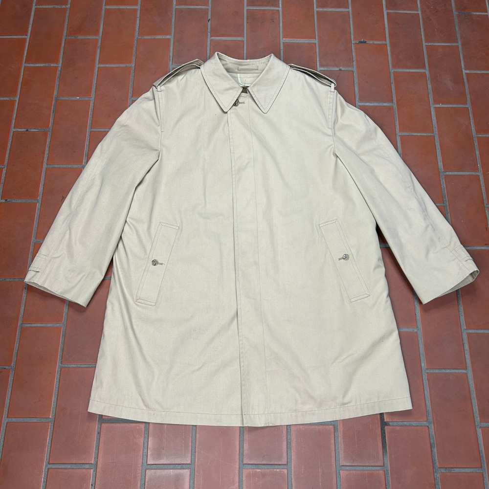 London Fog Maincoats Trench Coat Tan Beige Vintage Made In USA Workwear Men